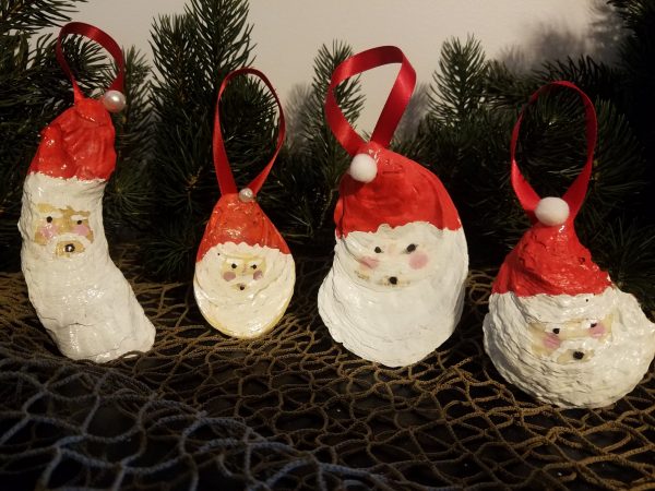 Santa ornaments (oyster)